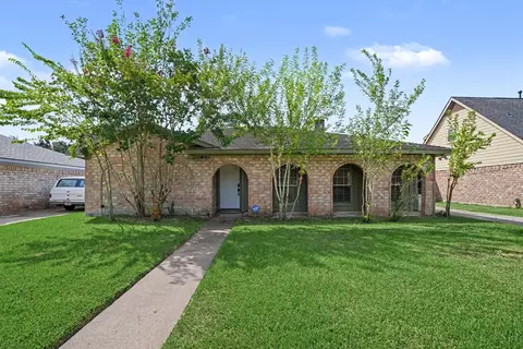 10210 Sagerock Dr, Houston, TX 77089
