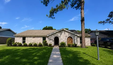 2731 Manila Ln, Houston, TX 77043