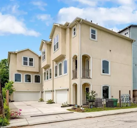 765 Grove St, Houston, TX 77020