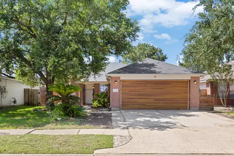 18903 S Wimbledon Dr, Katy, TX 77449