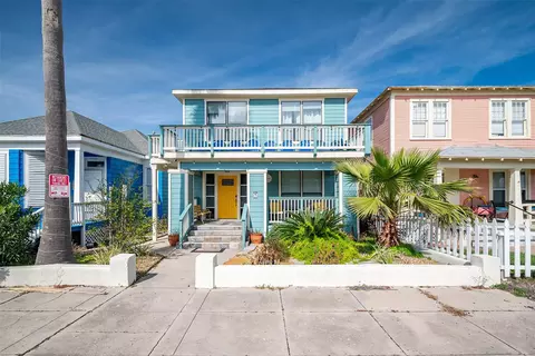 1414 Avenue N 12 St, Galveston, TX 77550