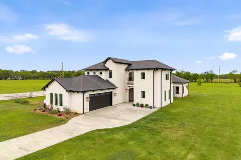 2856 Wolcek Rd, Crosby, TX 77532