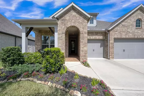 Exterior - 334 Torrey Bloom Loop, Conroe, TX 77304 photo 2 of 7