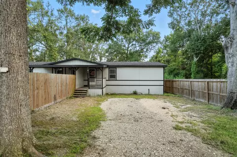 Exterior - 110 Robin St, Shepherd, TX 77371 photo 1 of 2