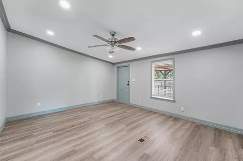 Living - 110 Robin St, Shepherd, TX 77371 photo 1 of 3