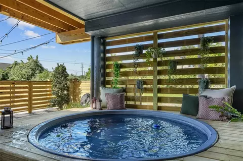 3114 Avenue M, Galveston, TX 77550