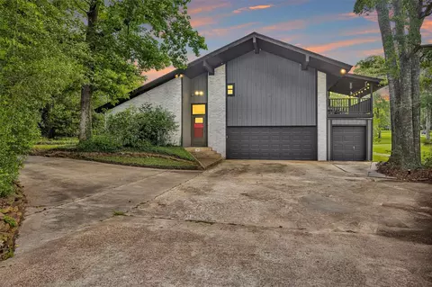 1708 League Line Rd, Conroe, TX 77304