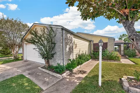 12371 Wellington Park Dr, Houston, TX 77072