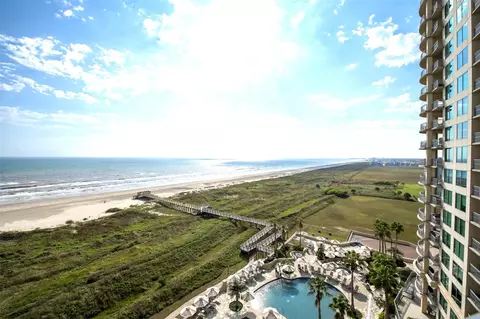 801 E Beach Dr #BC0908, Galveston, TX 77550