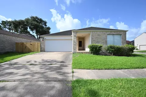 7735 Quail Meadow Dr, Houston, TX 77071