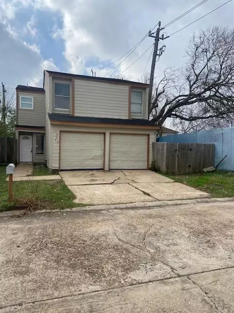 12533 Manor Ct, Houston, TX 77072