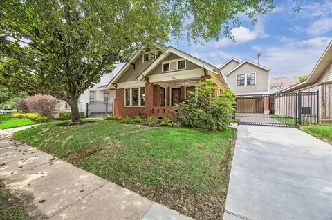 943 Teetshorn St, Houston, TX 77009