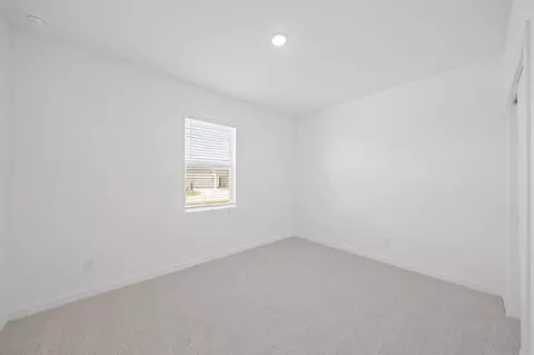 Bedroom - 7730 Jade Crest Dr, Angleton, TX 77515 photo 5 of 7