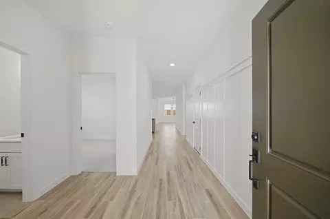 Entry Way - 7730 Jade Crest Dr, Angleton, TX 77515 photo 1 of 3