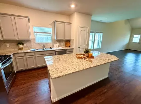 Kitchen - 4706 Walnut Willow Ct, Spring, TX 77386 photo 1 of 2