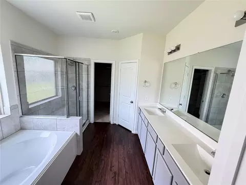 Bath - 4706 Walnut Willow Ct, Spring, TX 77386 photo 1 of 1