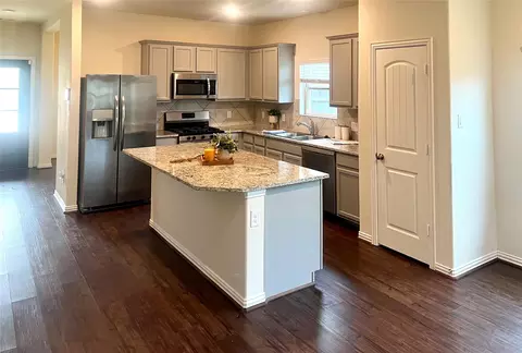 Kitchen - 4706 Walnut Willow Ct, Spring, TX 77386 photo 2 of 2