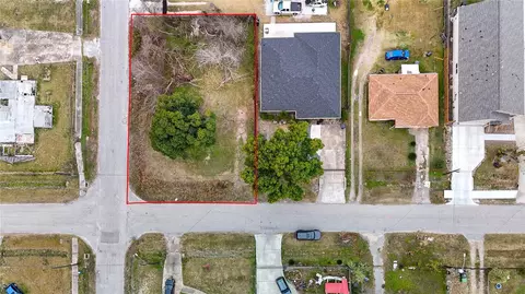 6201 Wipprecht St, Houston, TX 77026