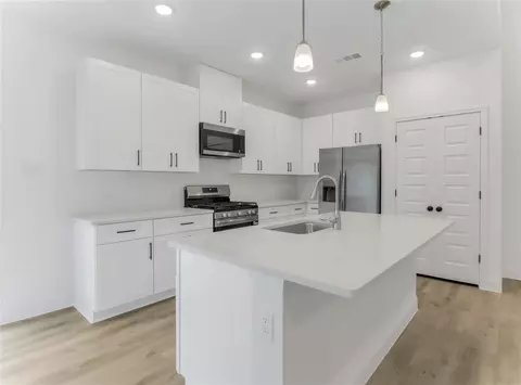 Kitchen - 612 Evans St, Angleton, TX 77515 photo 2 of 2