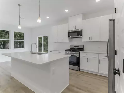 Kitchen - 612 Evans St, Angleton, TX 77515 photo 1 of 2