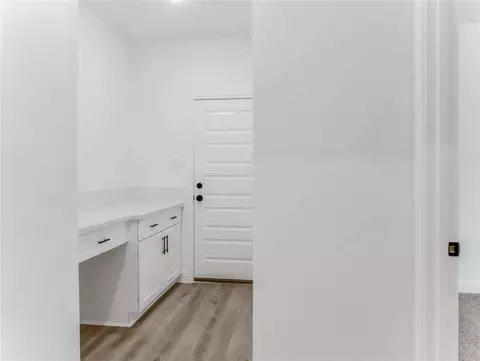Entry Way - 612 Evans St, Angleton, TX 77515 photo 3 of 4