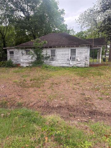 4290 Cleveland St, Beaumont, TX 77703