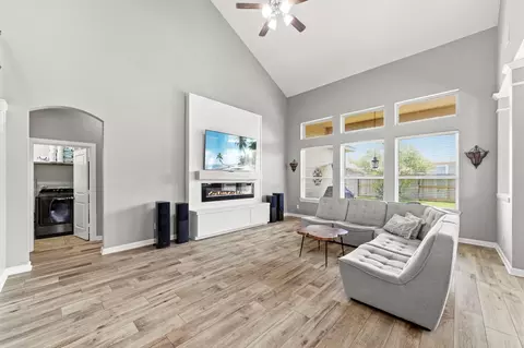 Living - 31502 Silverton Star Ct, Spring, TX 77386 photo 2 of 4