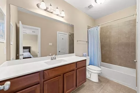 Bath - 31502 Silverton Star Ct, Spring, TX 77386 photo 3 of 3