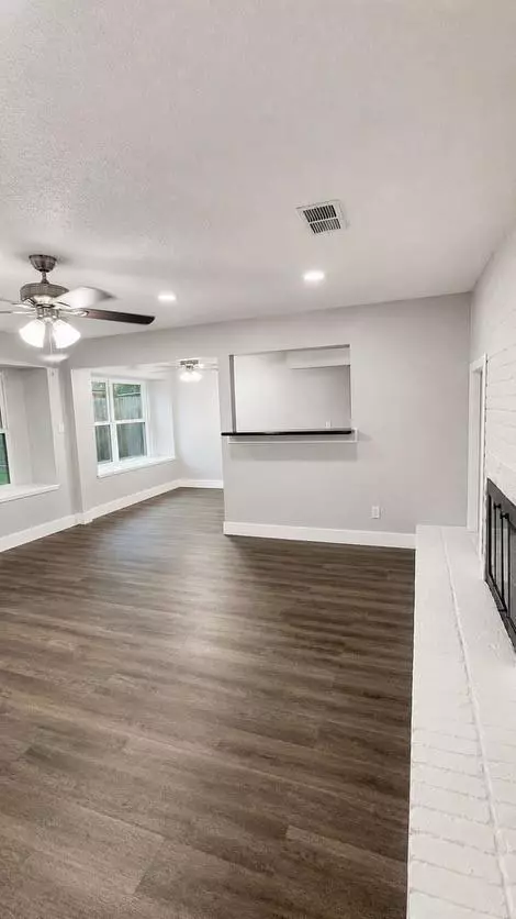 Living - 4522 Rosegate Dr, Spring, TX 77373 photo 5 of 5