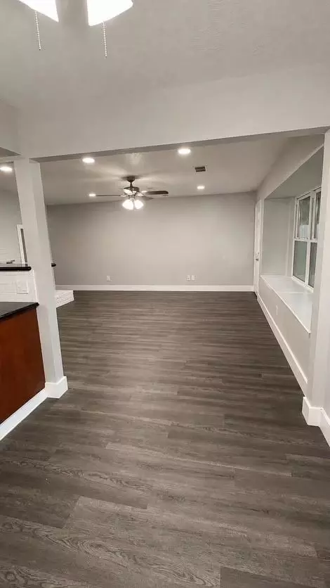 Living - 4522 Rosegate Dr, Spring, TX 77373 photo 4 of 5