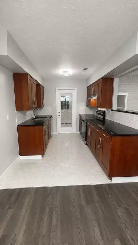 Kitchen - 4522 Rosegate Dr, Spring, TX 77373 photo 1 of 1