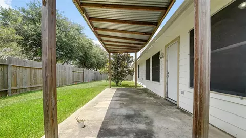 Exterior - 24019 Surreygate Dr, Spring, TX 77373 photo 3 of 6