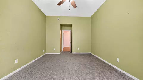 Bedroom - 24019 Surreygate Dr, Spring, TX 77373 photo 2 of 7