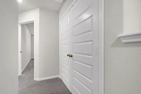 Entry Way - 5606 Hyde Park Dr, Pasadena, TX 77505 photo 4 of 5