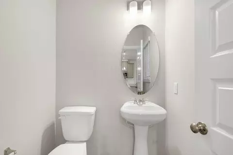 Bath - 5606 Hyde Park Dr, Pasadena, TX 77505 photo 1 of 5
