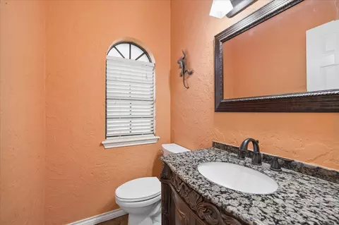 Bath - 5823 Ashmere Ln, Spring, TX 77379 photo 3 of 4