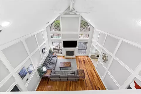Entry Way - 5823 Ashmere Ln, Spring, TX 77379 photo 4 of 6