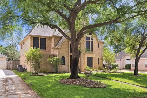 Exterior - 5823 Ashmere Ln, Spring, TX 77379 photo 2 of 8
