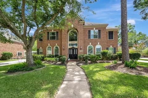 4306 Island Hills Dr, Houston, TX 77059