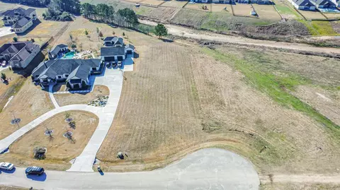 11725 Grandview Dr, Montgomery, TX 77356