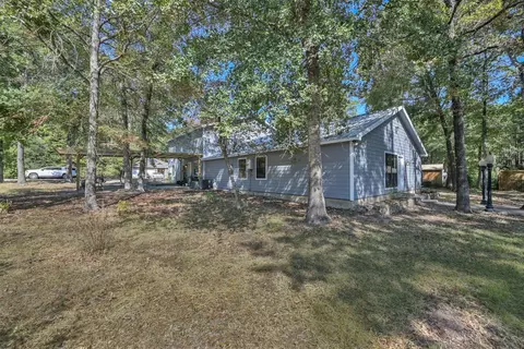 15876 Pecan Dr, Montgomery, TX 77356