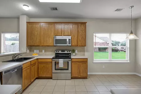 Kitchen - 631 Timberstand Ln, Spring, TX 77373 photo 1 of 4