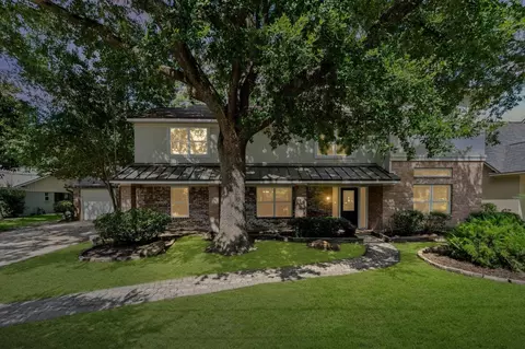 6027 Coral Ridge Rd, Houston, TX 77069