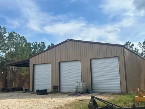 18074 Hill Rd, Cleveland, TX 77328