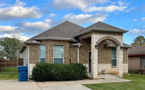 300 7th St, Hempstead, TX 77445 photo 1
