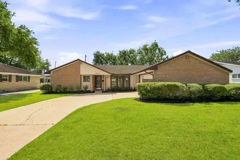 4943 Cheena Dr, Houston, TX 77096