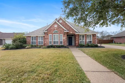 814 Royal Adelade Dr, College Station, TX 77845