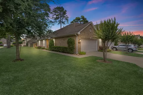 2034 Que Manor Dr, Houston, TX 77090