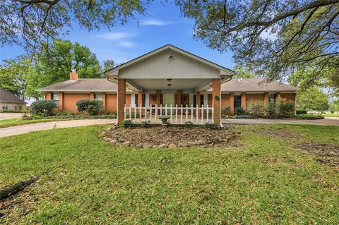 807 Standley Rd, Madisonville, TX 77864