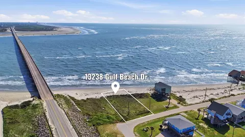 13238 Gulf Beach Dr, Freeport, TX 77541